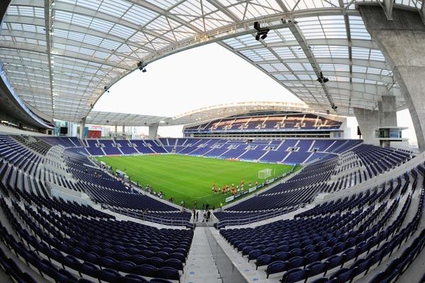 El Do Dragao uno de los estadios más grandes de Europa. I ESPECIAL