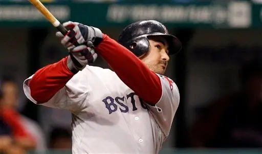 Adrián González, con las manos vacías