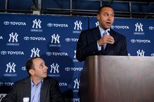 Jeter, molesto con el trato que recibió en las negociaciones con Yanquis
