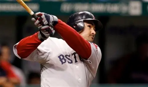 Adrián González bateó de 4-2 en paliza a los Azulejos 18-6