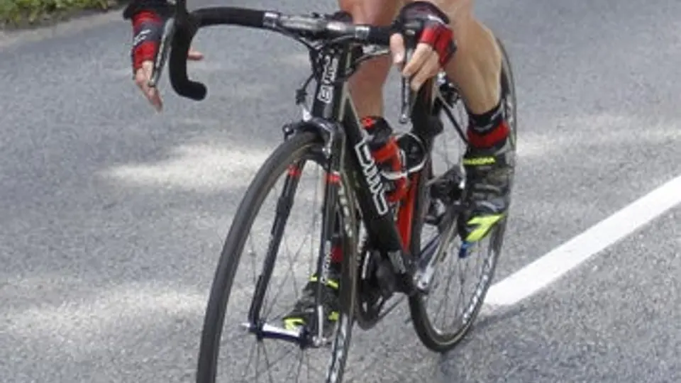 Cadel Evans, segundo en la contrarreloj y nuevo líder en Tour de France