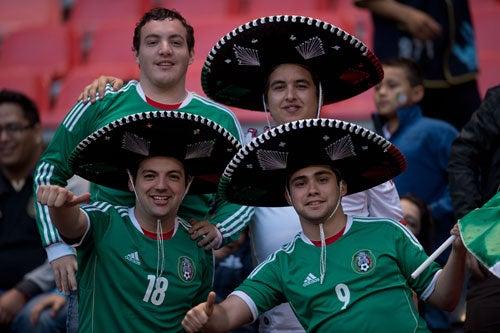 Sombreros charros se observaron en el estadio | MEXSPORT