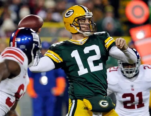 Rodgers regresa como titular; Green Bay aplasta 45-17 a Gigantes
