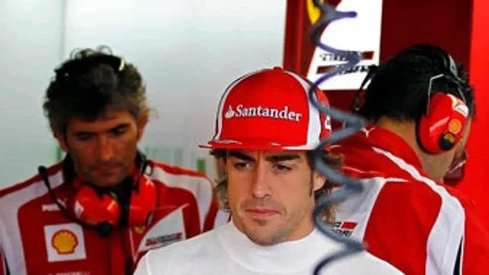 El podio es la meta, apunta Alonso