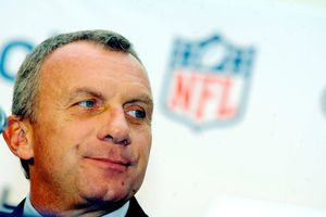 Inaugura Joe Montana Biblioparque en Saltillo