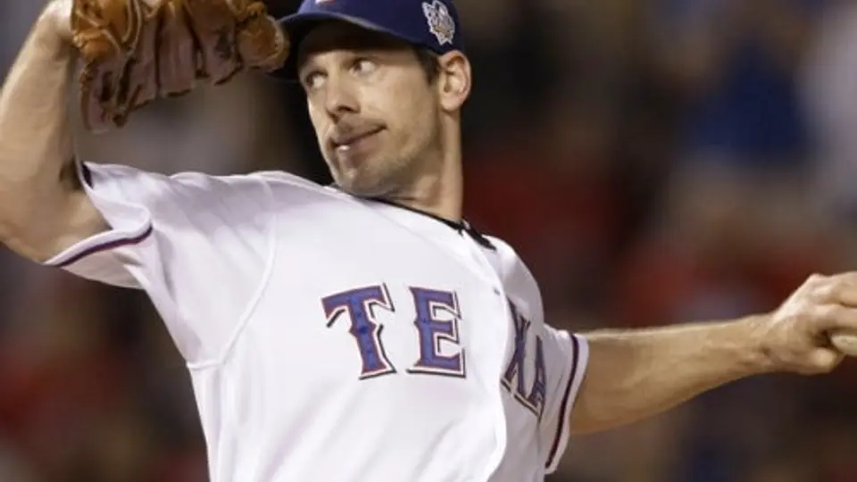 Cliff Lee analizará ofertas para campaña 2011