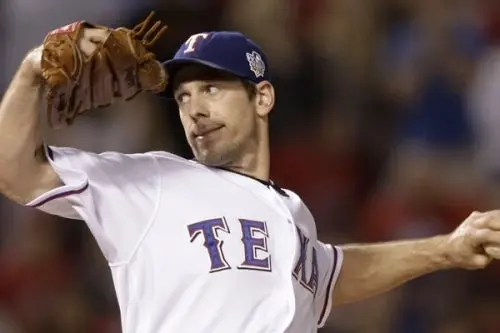 Cliff Lee analizará ofertas para campaña 2011