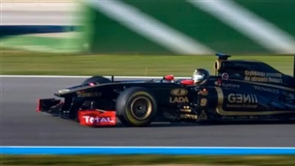 Nick Heidfeld sustituye a Robert Kubica