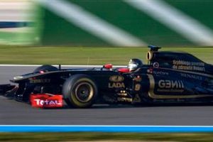 Nick Heidfeld sustituye a Robert Kubica