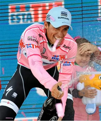 Contador gana en Etna y es nuevo líder del Giro de Italia