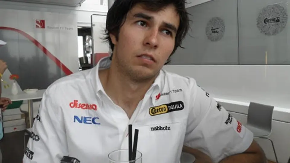 Checo, decepcionado por abandono en Monza