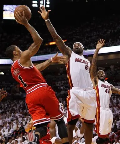 Minimizar y desesperar a Rose, objetivo del Heat