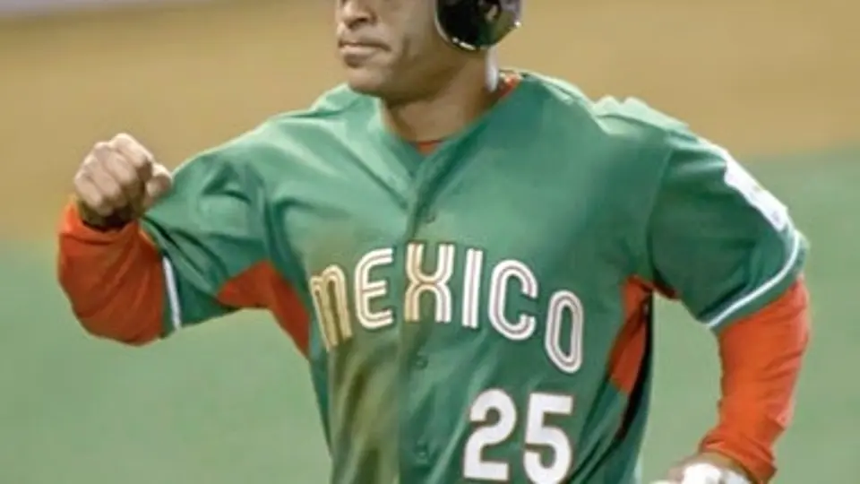 Scott Hairston firma con Mets por una campaña