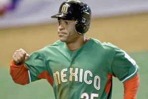 Scott Hairston firma con Mets por una campaña