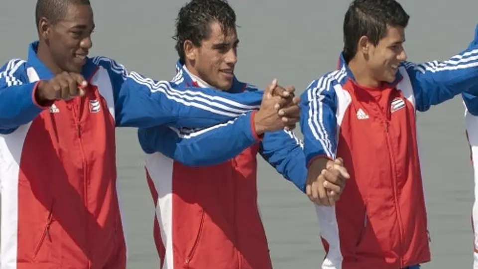 Cuba se queda con el oro en canotaje varonil K4