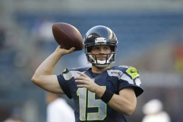 Matt Flynn llega a los Raiders de Oakland
