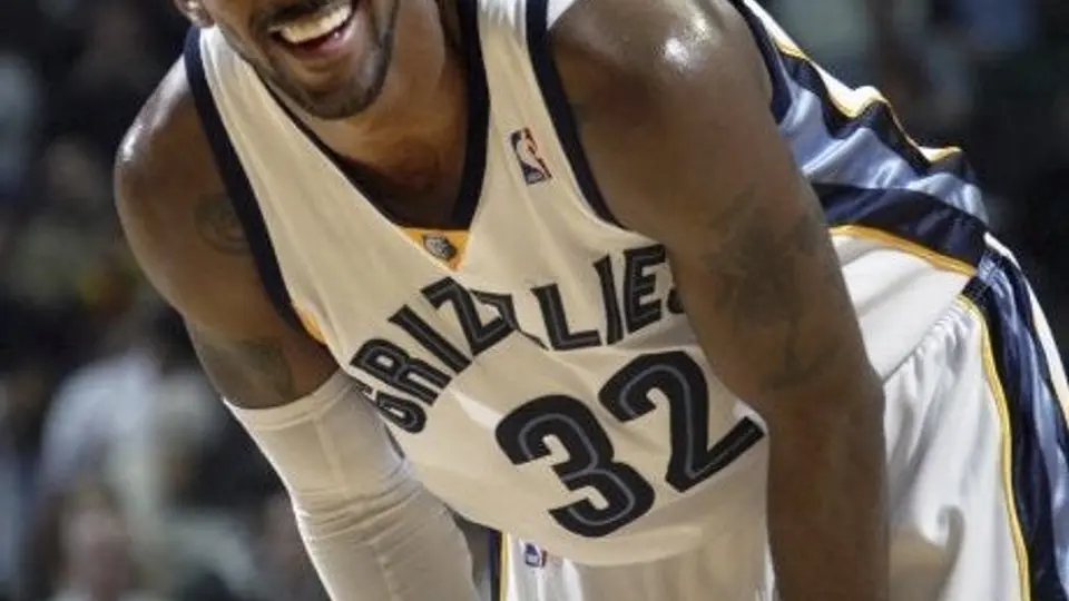 NBA suspende 10 partidos a O.J. Mayo por doping