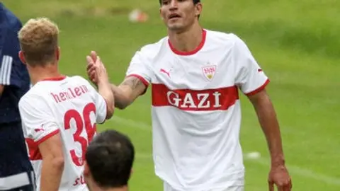 Con el Maza de titular, Stuttgart cae 2-1 ante el Nottingham Forest