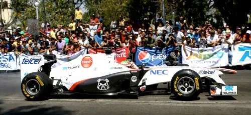 Checo descarta triunfo en el inicio de la F1