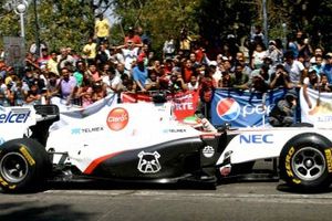 Checo descarta triunfo en el inicio de la F1