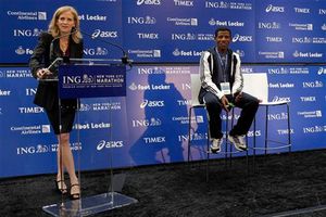 Gebrselassie desiste de retirarse de las competencias