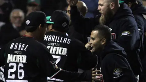 Yaquis se corona Campeón de la Serie del Caribe 2013