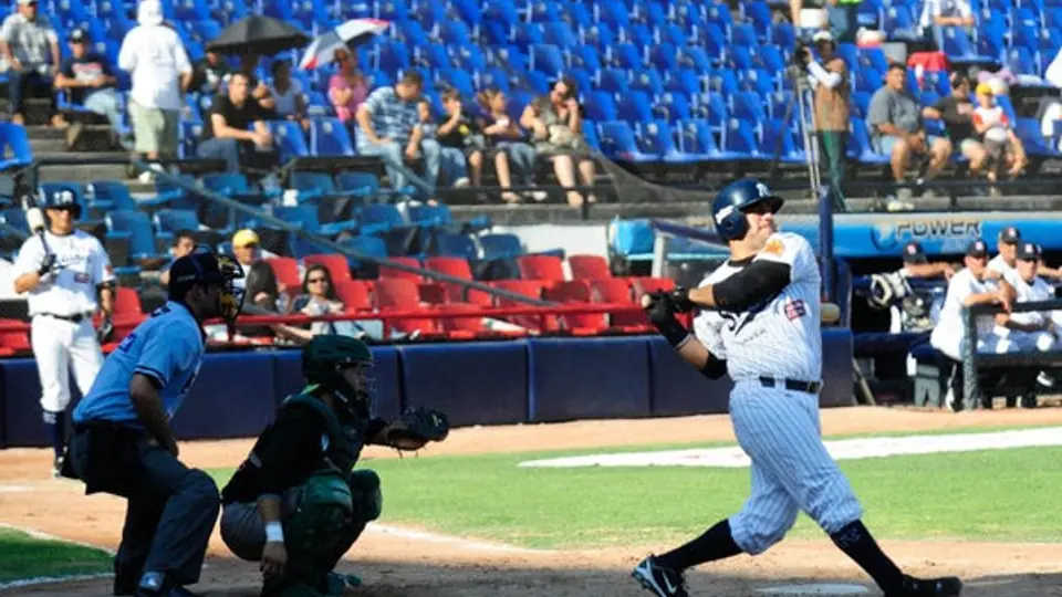 Sultanes le gana la serie a los Broncos