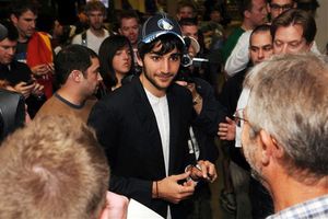 Ricky Rubio llega a Minnesota entre porristas y ovaciones