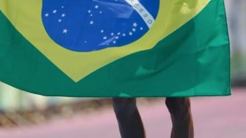 Solonei Silva obtiene oro en el Maratón Varonil
