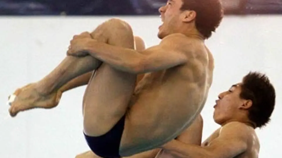 Castillo e Islas, Bronce en Serie Mundial de Clavados