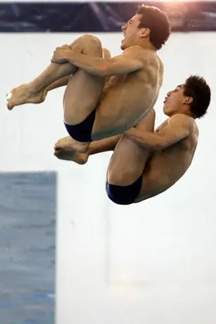 Castillo e Islas, Bronce en Serie Mundial de Clavados