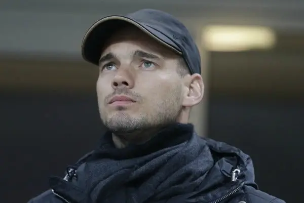 Sneijder, sin prisa para decidir su futuro | AP