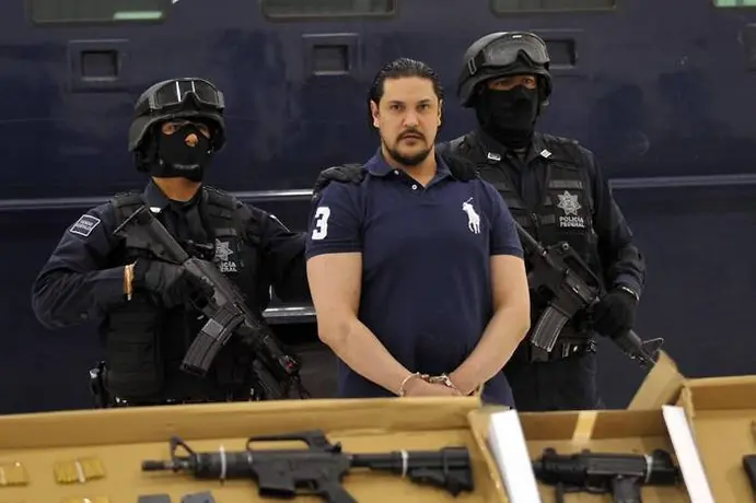 Le detalla FCH a presidente de Paraguay la detención del 'JJ'