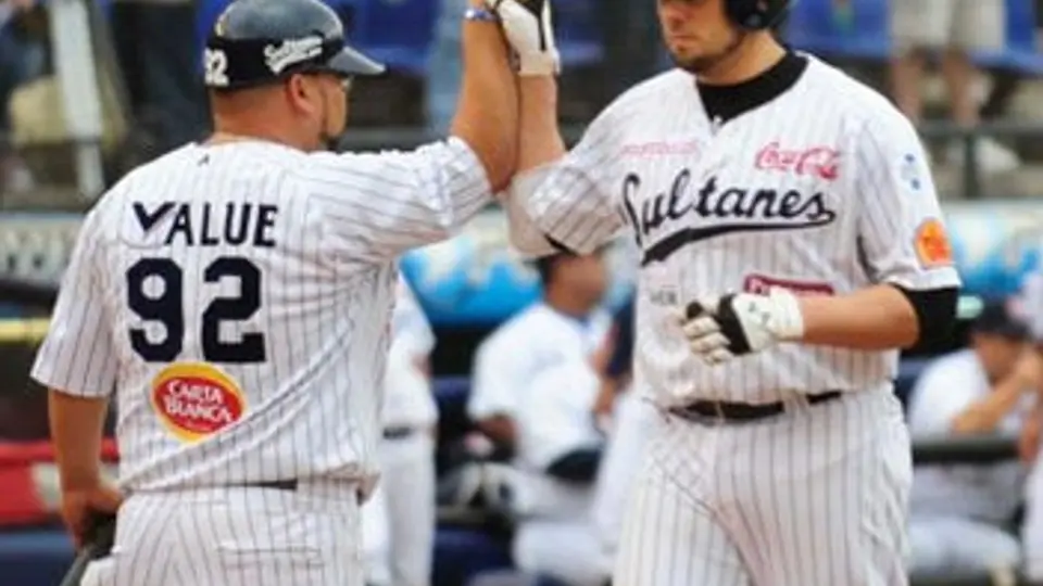 Sultanes toma vuelo y vencen otra vez a Monclova
