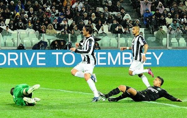 El momento en que Alessandro Matri marca | EFE