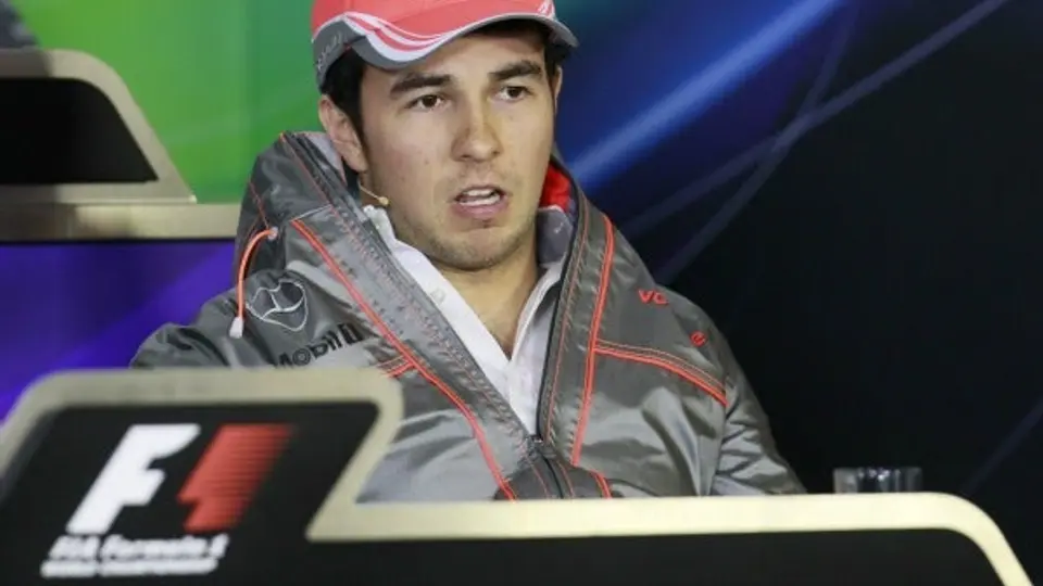 'La presión por conseguir resultados siempre está ahí': Checo