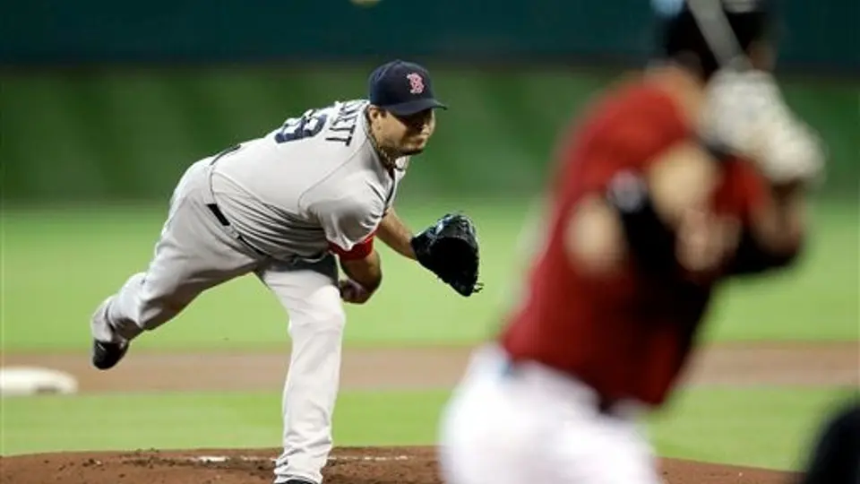 Boston barre a Houston con gran actuación de Beckett
