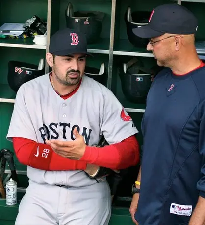 Medias Rojas vence a Piratas y Adrián sigue encendido