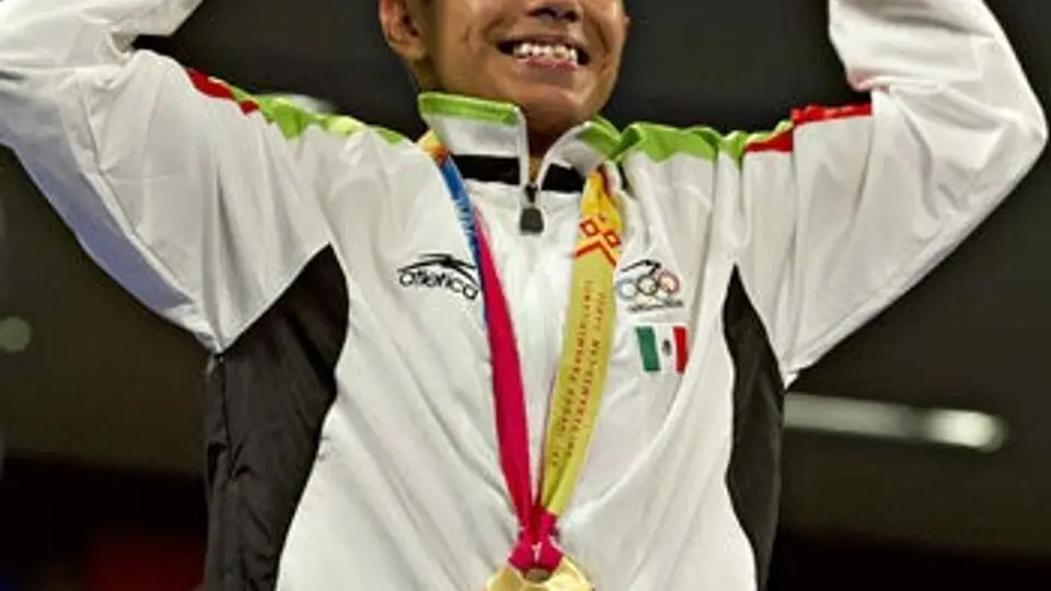 De la Hoya pide a Joselito Velázquez el oro olímpico