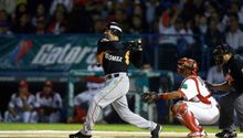 Adrián González es mejor que Howard y Teixeira: Vinicio Castilla