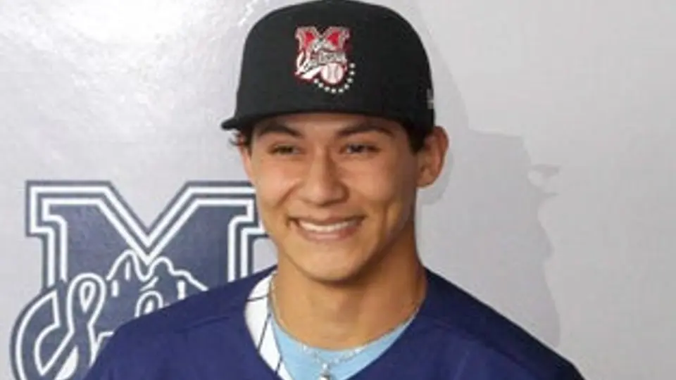 El pelotero José Cardona está ansioso por jugar con Rangers