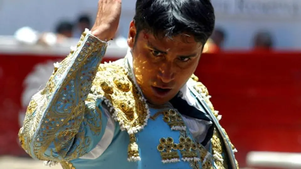 El Cuate Espinoza sufrió un grave accidente automovilístico