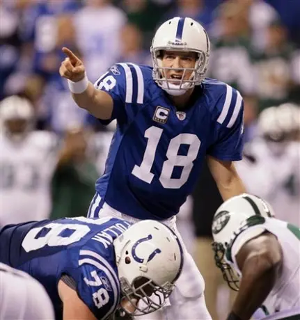 Manning, operado por tercera ocasión