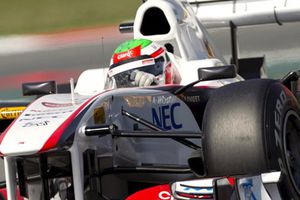 Checo, decimocuarto en primera práctica