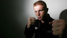 Canelo trabaja fuerza y resistencia para pelea con Rhodes
