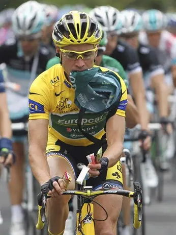 Cavendish llega a cuatro triunfos en Francia; Voeckler sigue de líder