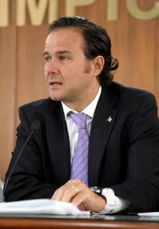 De la Garza asegura que ya depende de Nájera participar en JP