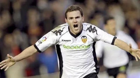El Barça tiene en mente a Rossi y Mata por si falla Alexis