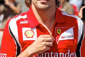Alonso amplía contrato con Ferrari hasta el 2016