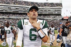 Mark Sánchez jugará con la nariz fracturada